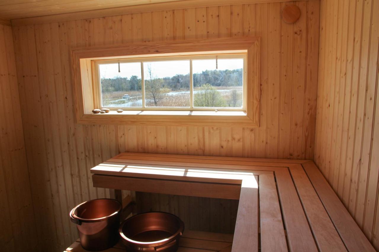 Bed and Breakfast Brobacka Gasthem Jomala Экстерьер фото